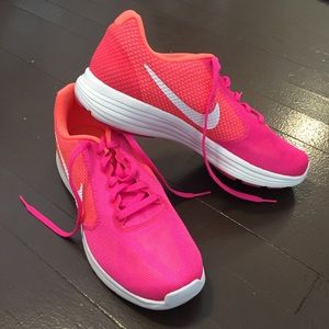 Women's Nike Revolution 3 Running Shoes